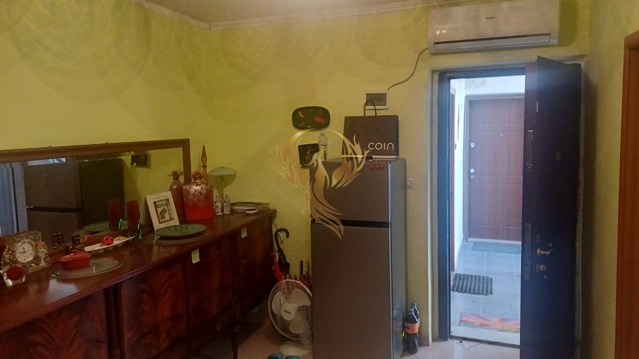 Affittasi appartamento 1+1, vicino a 21 Dhjetori