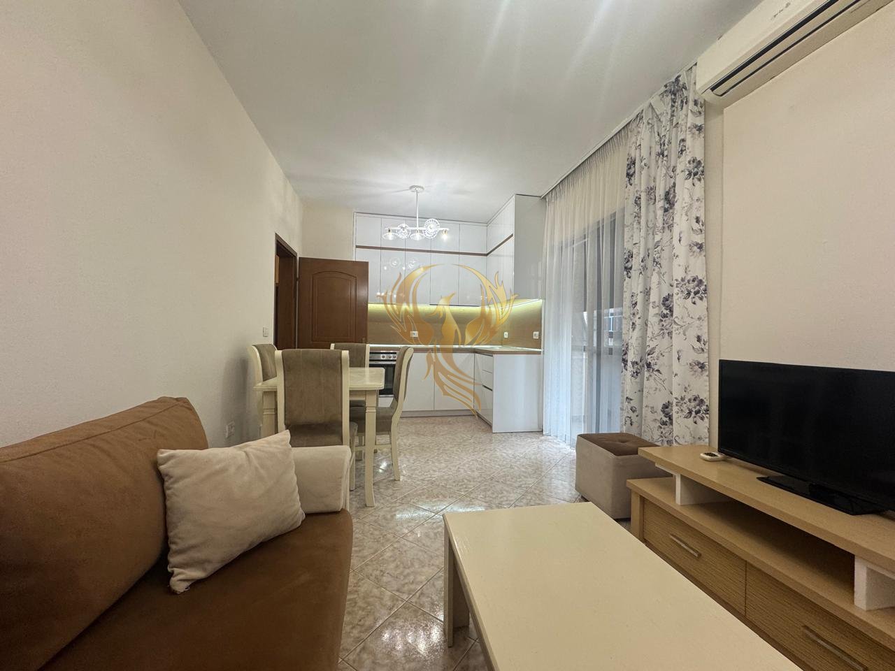 Jepet me qera Apartament 1+1 te Rruga e Kavajes