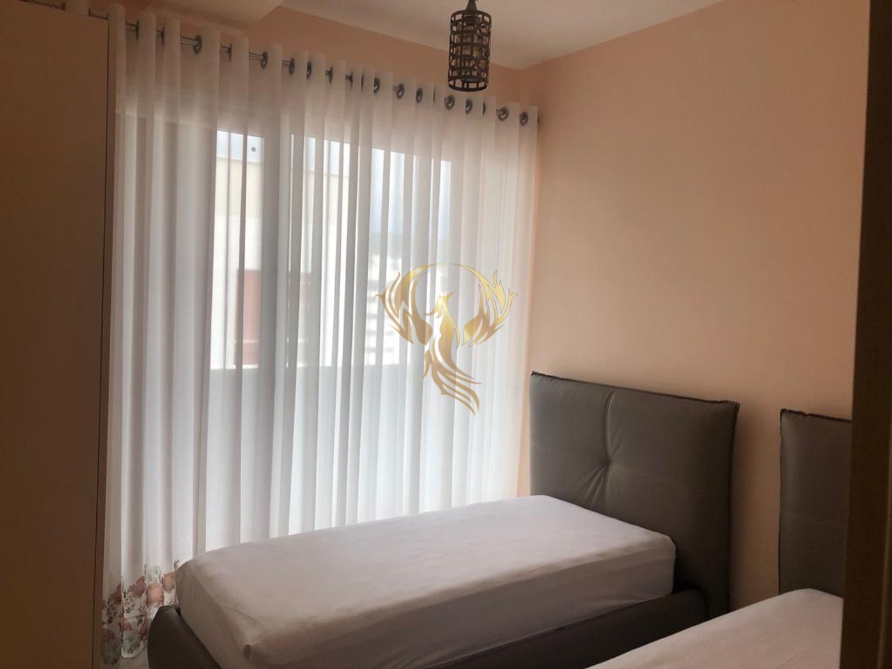Jepet me qera Apartament 2+1 te Rruga e Kavajes