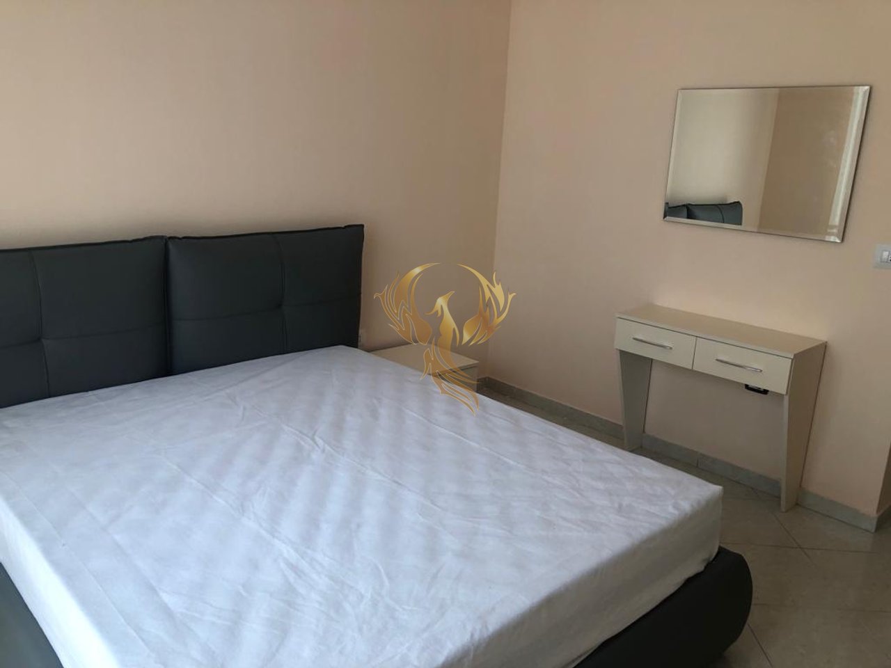 Jepet me qera Apartament 2+1 te Rruga e Kavajes