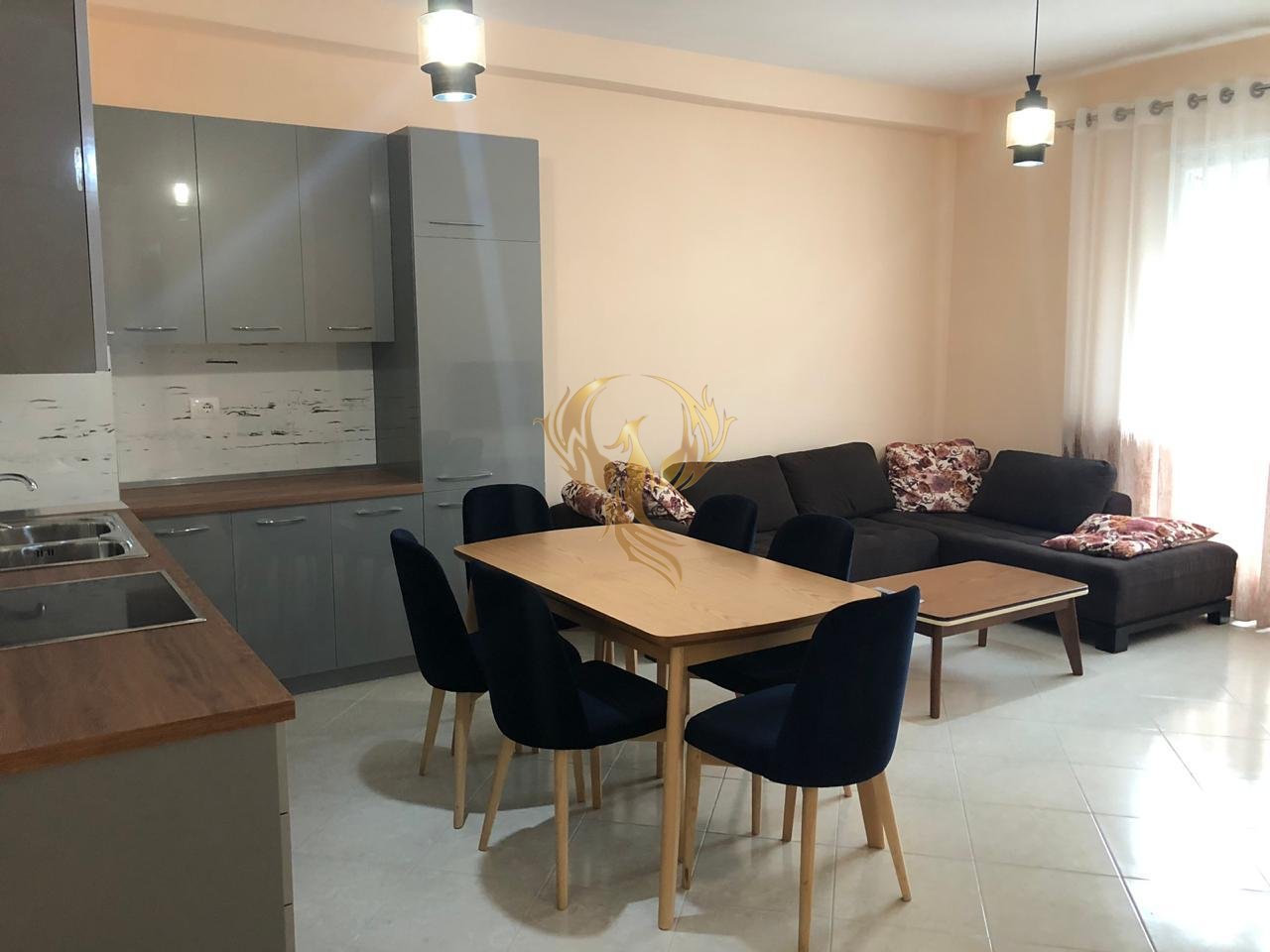 Jepet me qera Apartament 2+1 te Rruga e Kavajes