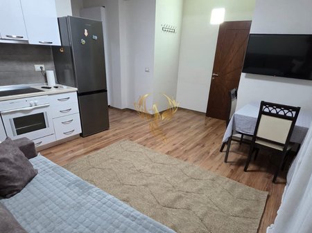 Jepet me qera Hyrje 1+1 te Rruga e Elbasanit