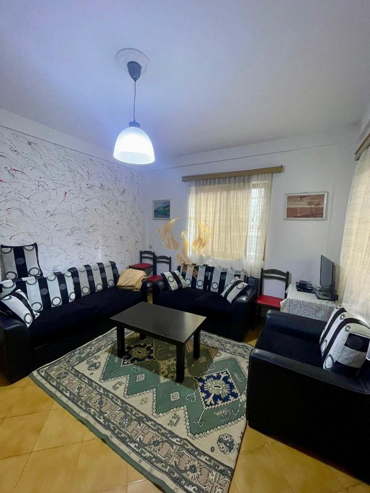 Jepet me qera Hyrje 1+1, tek Vilat Gjermane