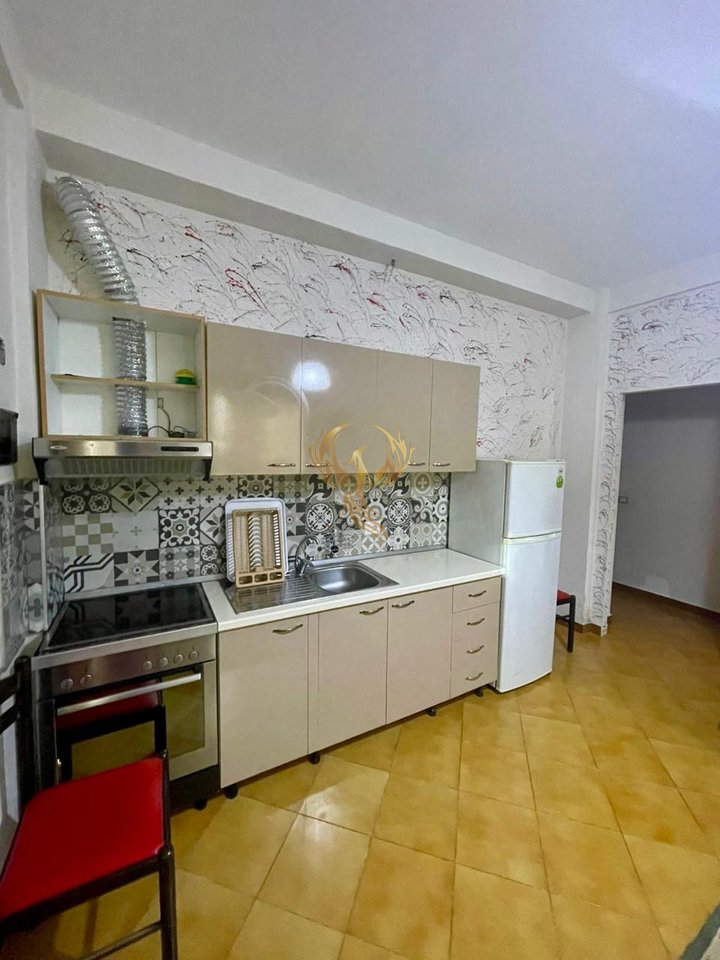 Jepet me qera Hyrje 1+1, tek Vilat Gjermane