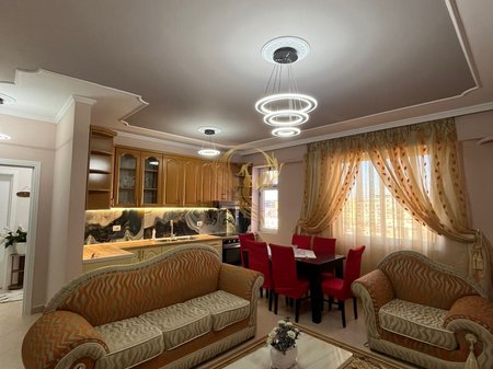 Jepet me qera Apartament 2+1+2 ne Vasil Shanto