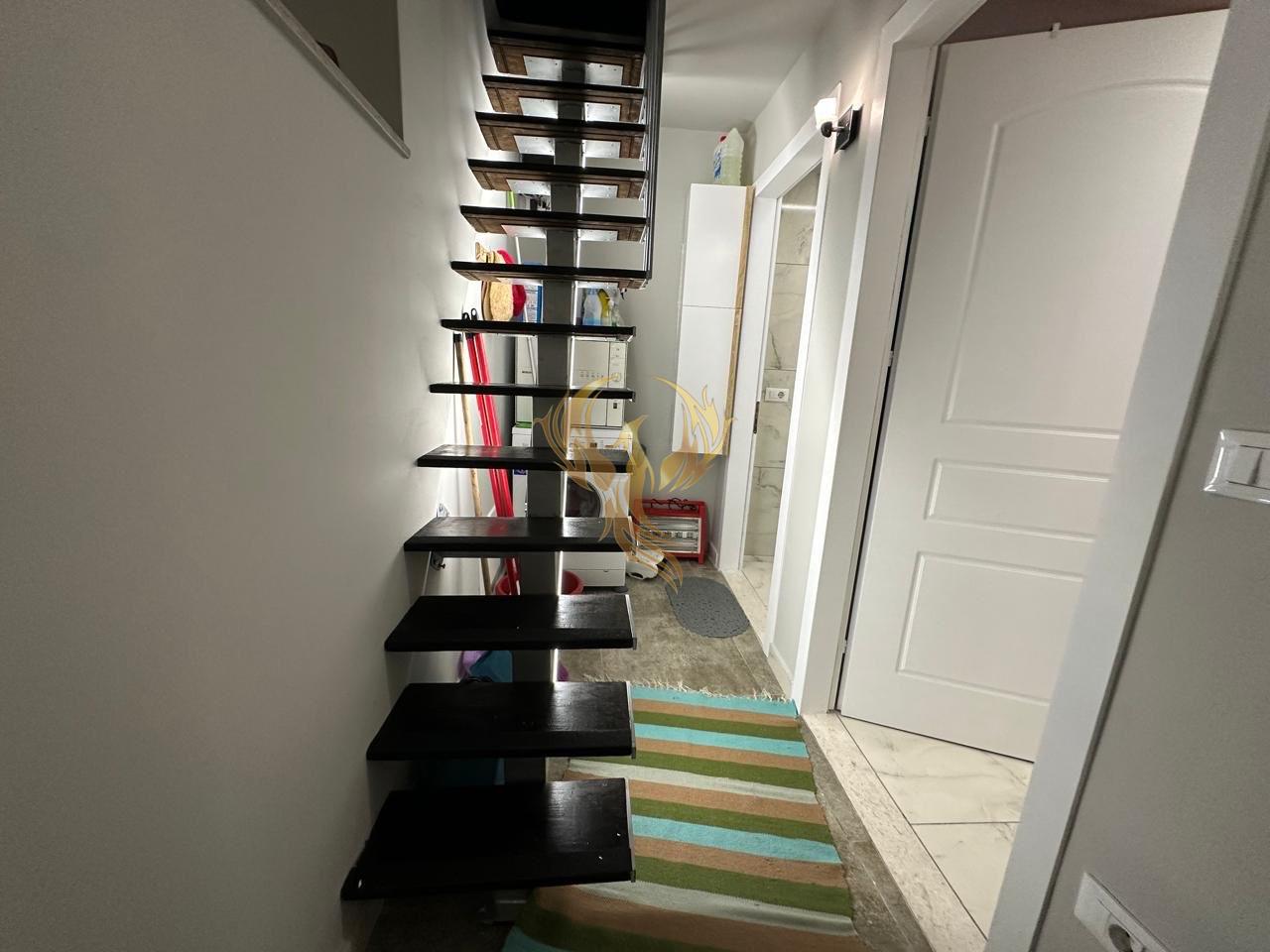 Affittasi ingresso 1+1 al Mercato Nuovo