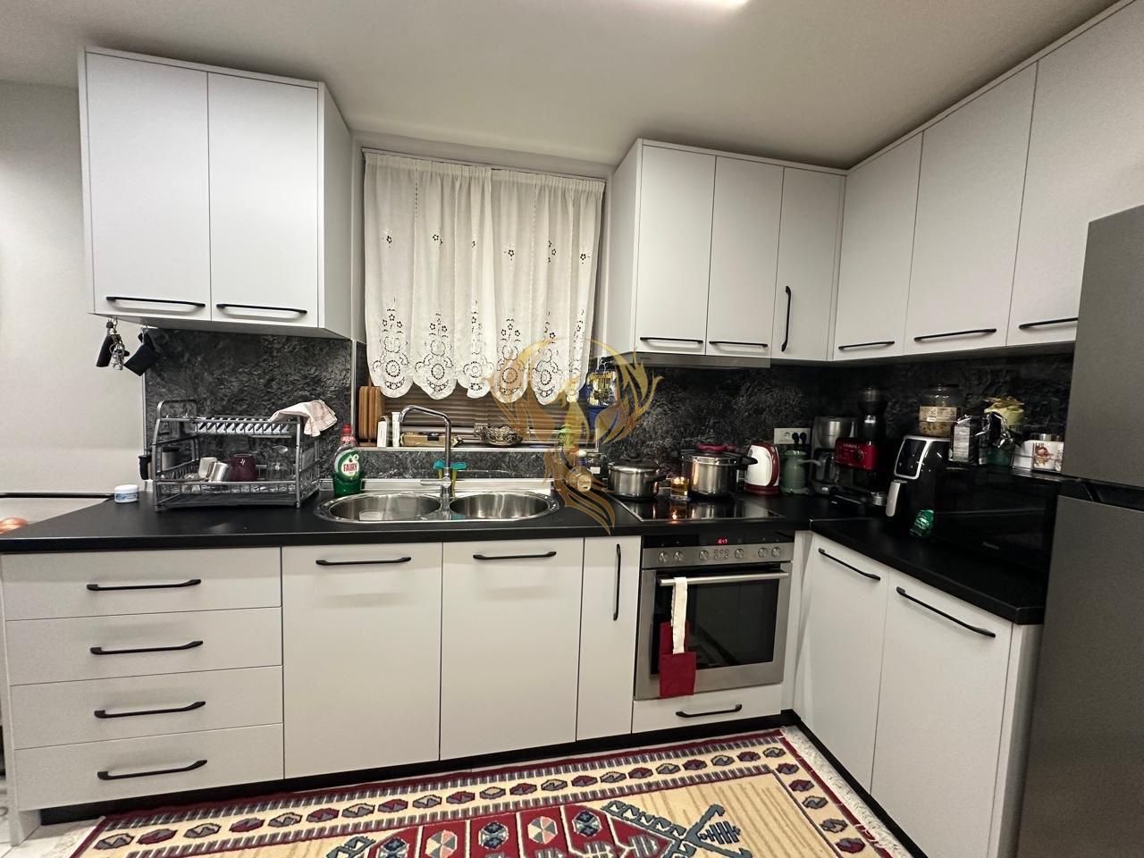 Affittasi ingresso 1+1 al Mercato Nuovo