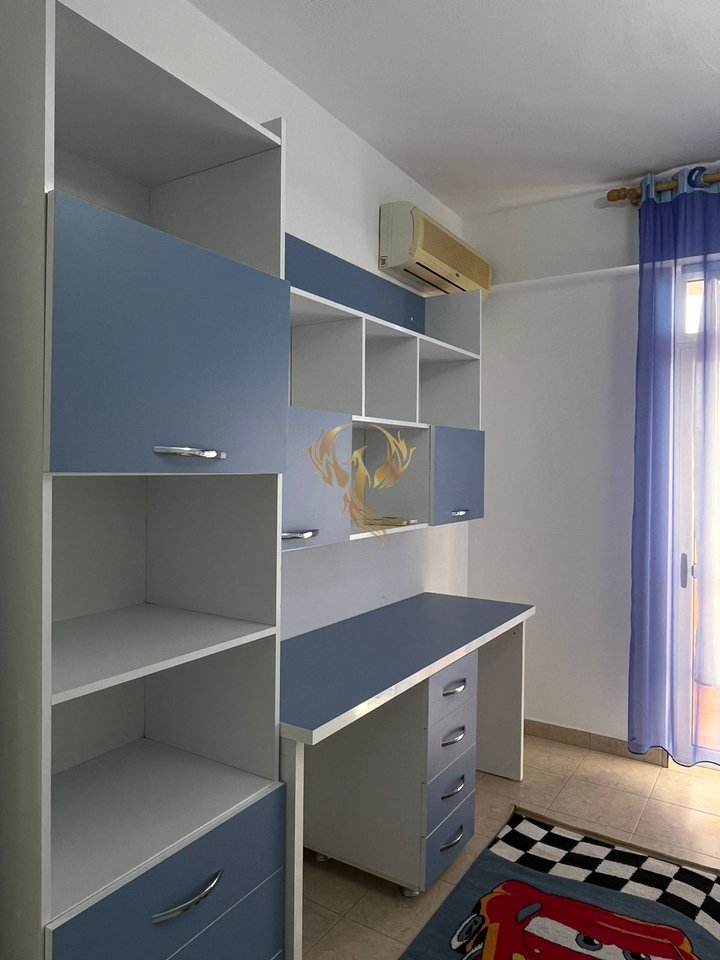 Jepet me qera Apartament 2+1+2 ne Vasil Shanto