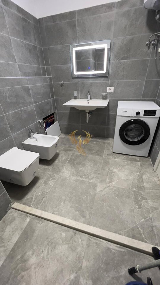 Jepet me qera Apartamenti 2+1, ne Yzberisht