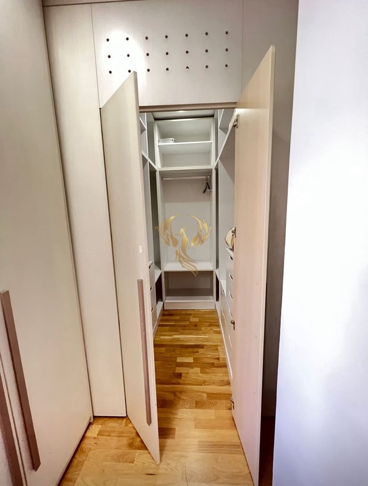 Jepet me qira Apartament 2+1 , ne Qender