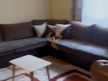 Jepet me qira shtepi 1 kateshe tek Ish Dogana