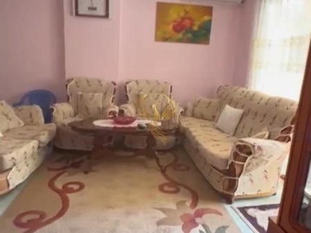 Jepet me qera Apartament 2+1 , ne Misto Mame