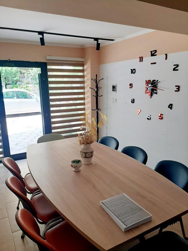 Shitet Ambjent Biznesi ne Myslym Shyr