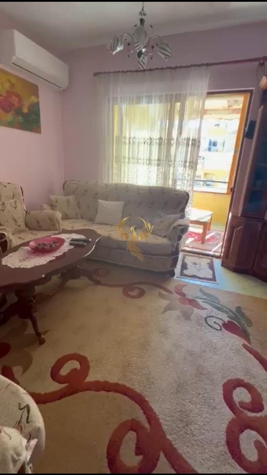 Jepet me qera Apartament 2+1 , ne Misto Mame