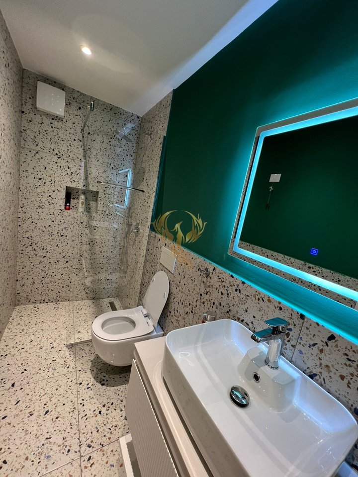 Jepet me qera Garsoniere  , ne Qender