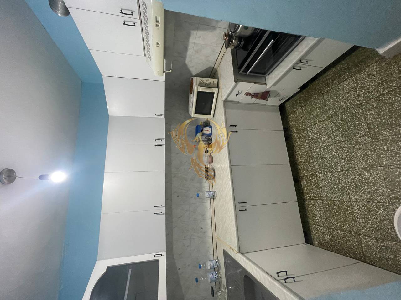 Jepet me qera apartament 3+1+Bllk , tek Garda, Bllok