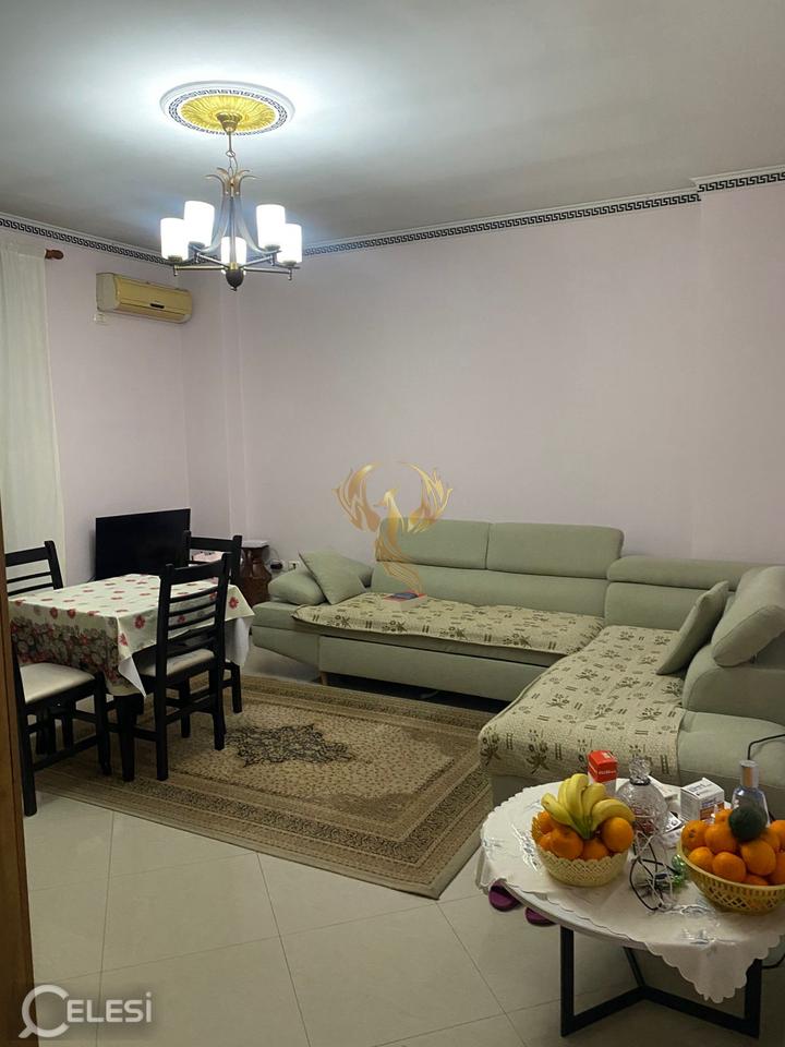 Appartamento 2+1 in affitto a Komuna Parisit