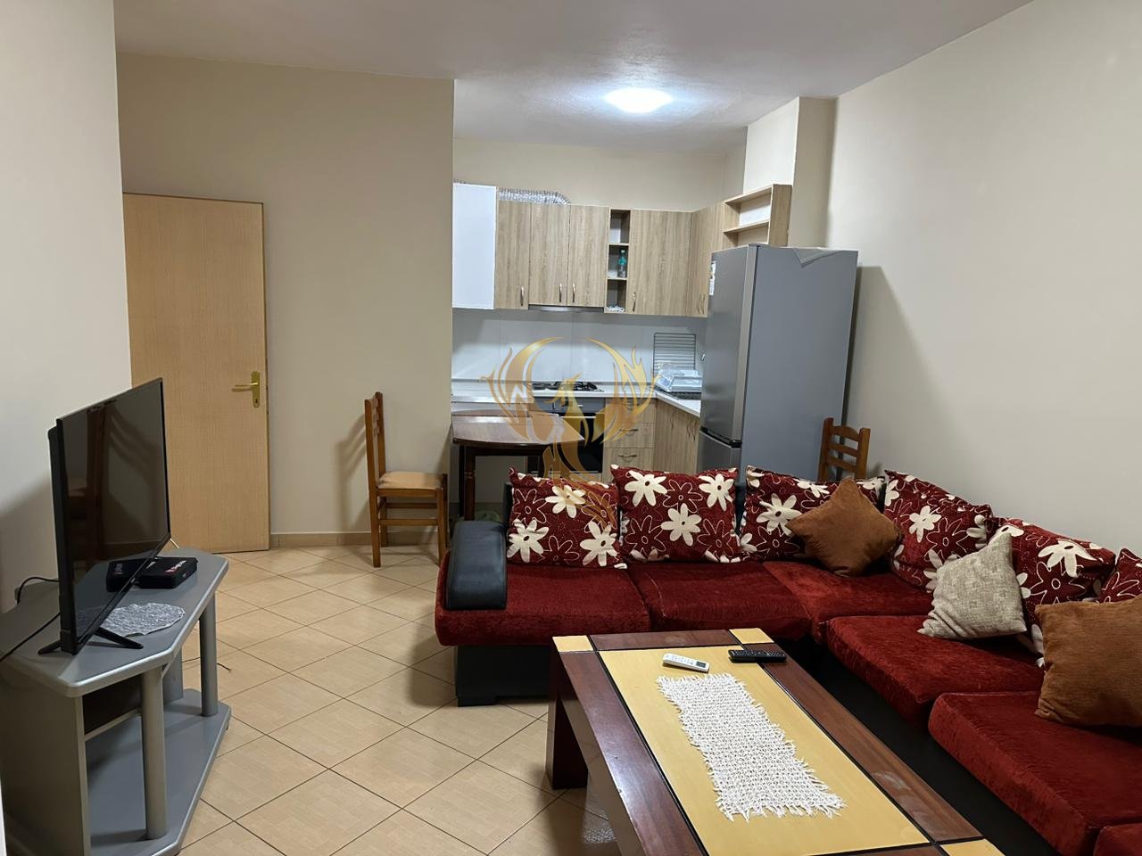 Jepet me qera Apartament 1+1 ne Astir