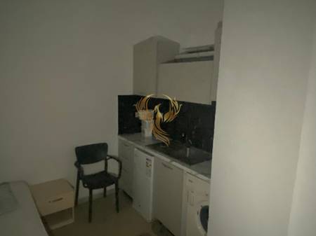 Si affitta monolocale a Qytet Studenti.