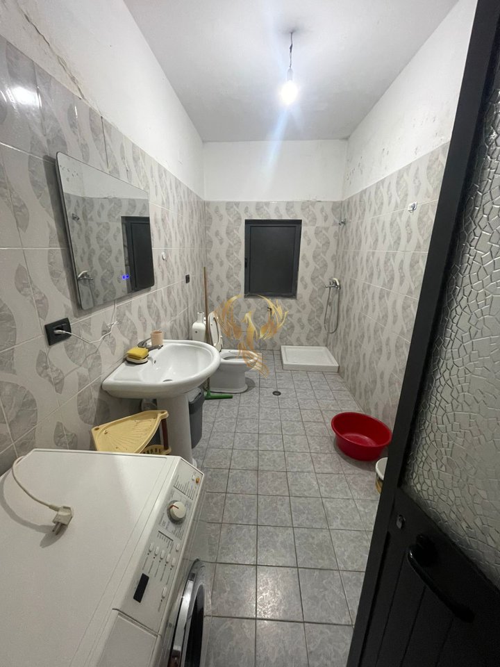 Affittasi ingresso 2+1 a Selite te vogel