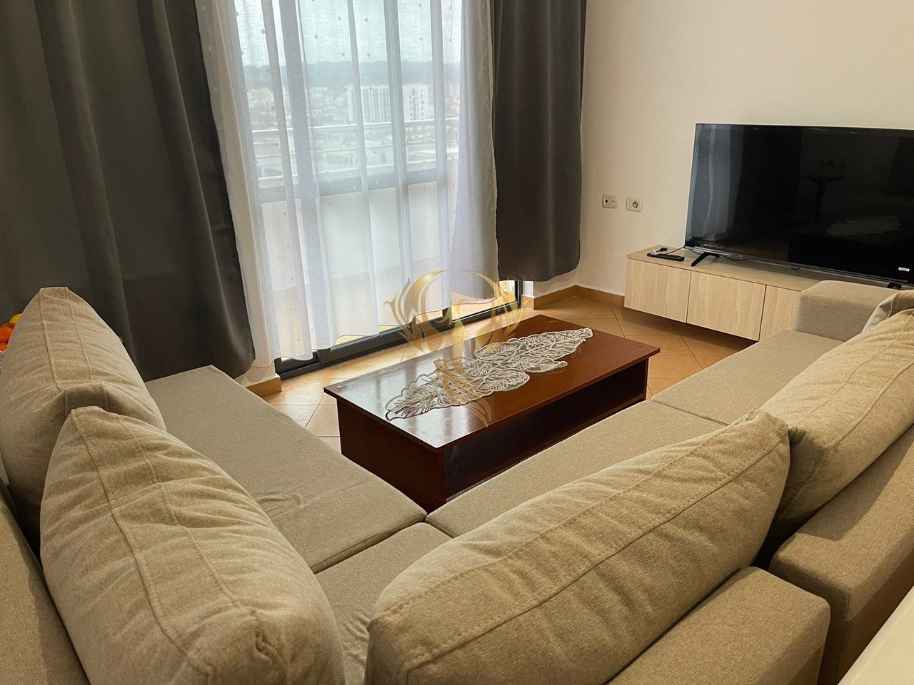 Jepet me qera Apartament 2+1 ne Laprak