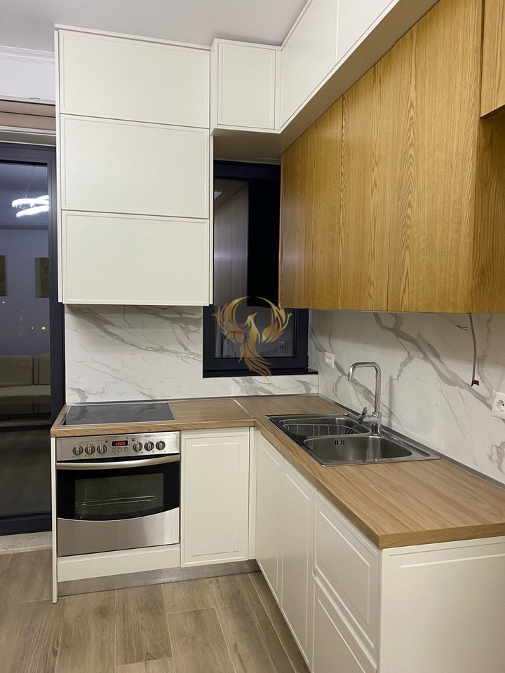 Affittasi ingresso 1+1 a Kombinat