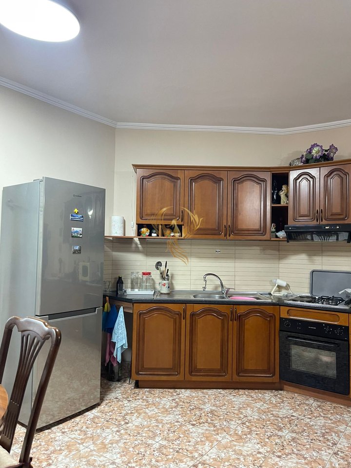 Shitet apartament 2+1+2 Ne Don Bosko