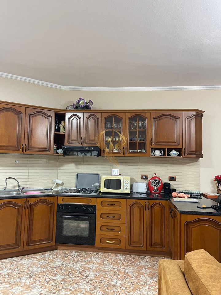 Shitet apartament 2+1+2 Ne Don Bosko