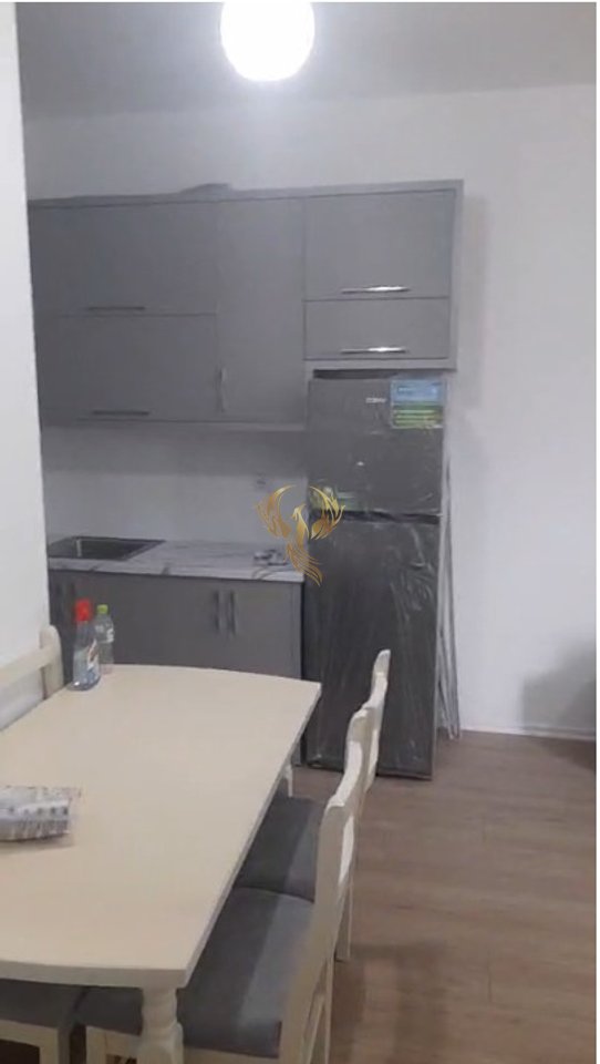 Jepet me qira Apartament 1+1 ne Yzberisht