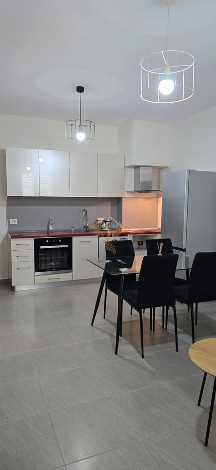 Apartment 1+1 for rent, at the Paris Commune