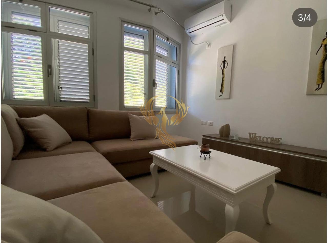 Ingresso in affitto 1+1 a Shkoze