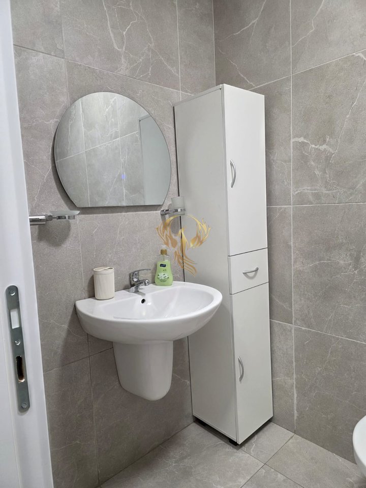 Jepet me qera Apartament 1+1 ne Laprake