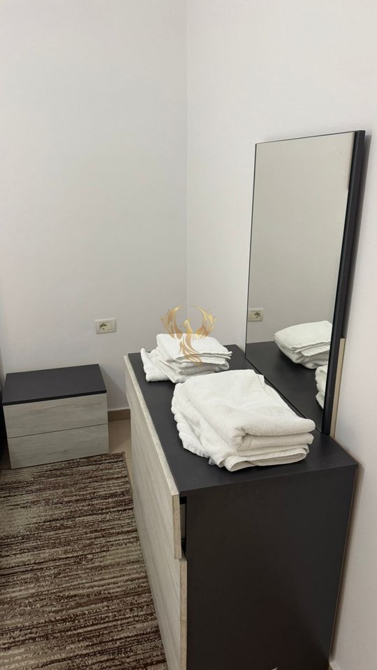 Jepet me qera apartament 1+1 në 5 Maj