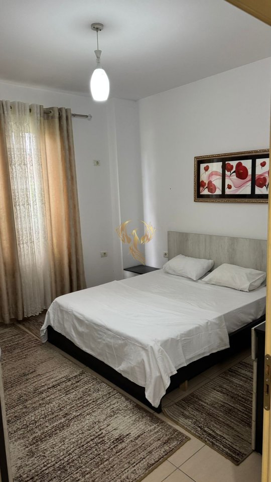 Jepet me qera apartament 1+1 në 5 Maj