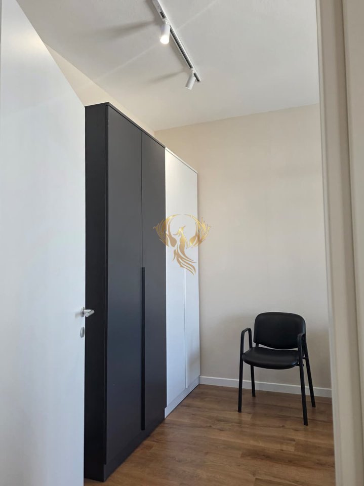 Appartamento 1+1 in affitto presso Ferit Xhajko, Tirana Uptown