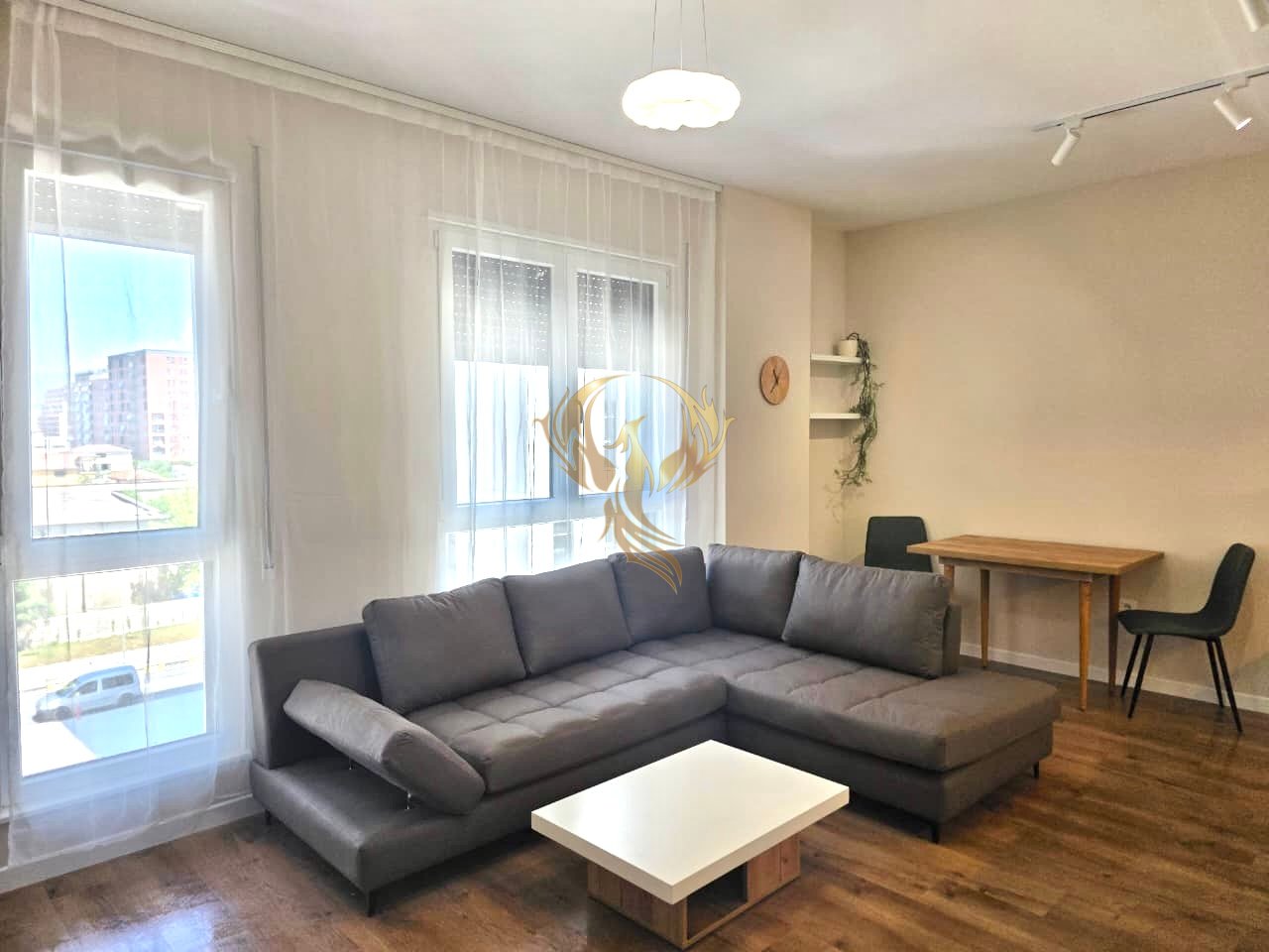 Appartamento 1+1 in affitto presso Ferit Xhajko, Tirana Uptown