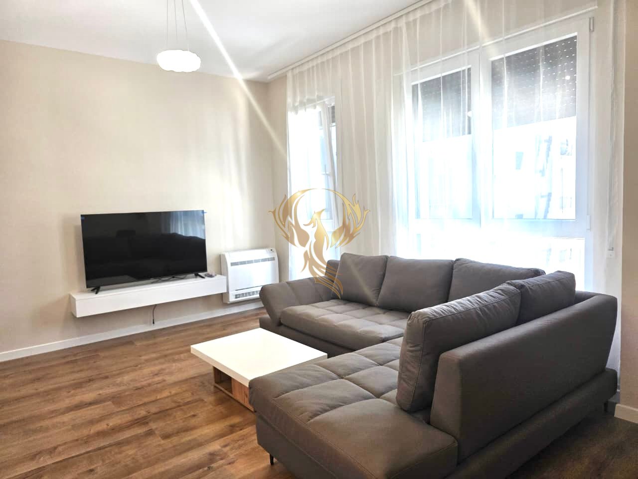 Appartamento 1+1 in affitto presso Ferit Xhajko, Tirana Uptown