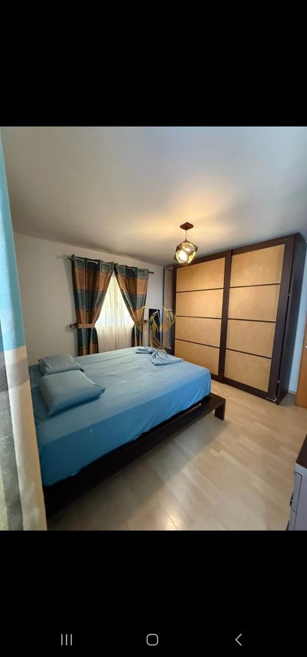 Jepet me qera Apartament 2+1 te Blv. Bajram Curri