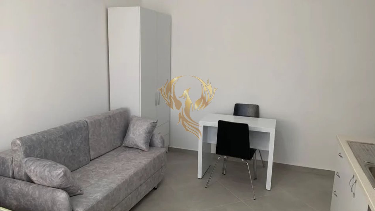 Studio apartment for rent in Astir