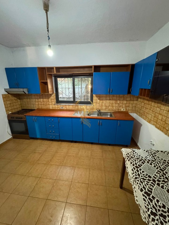 For rent Entrance 3+1 in Allias near the football field