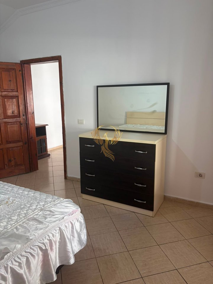 For rent Entrance 1+1 at Prison Street
