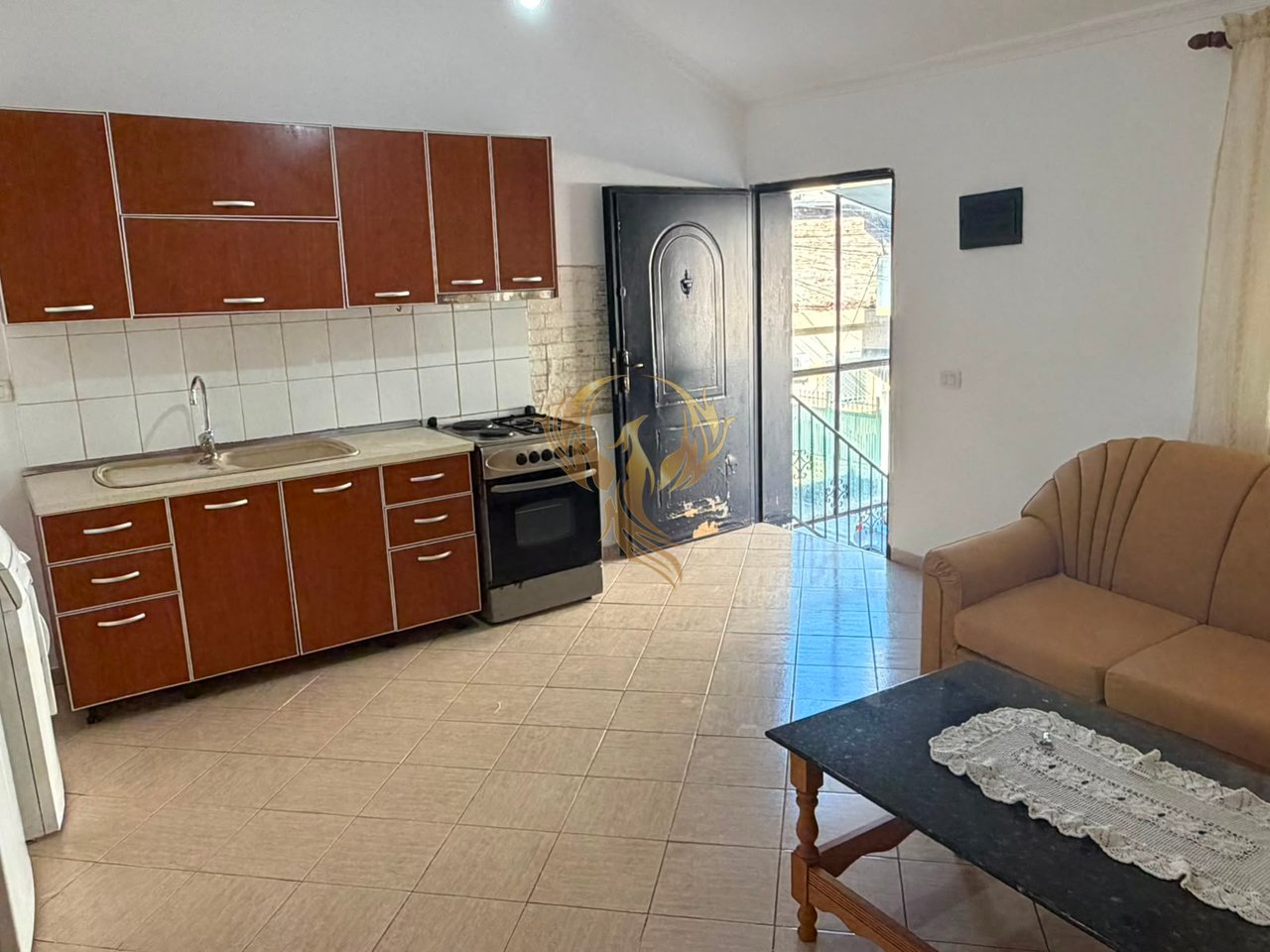 For rent Entrance 1+1 at Prison Street