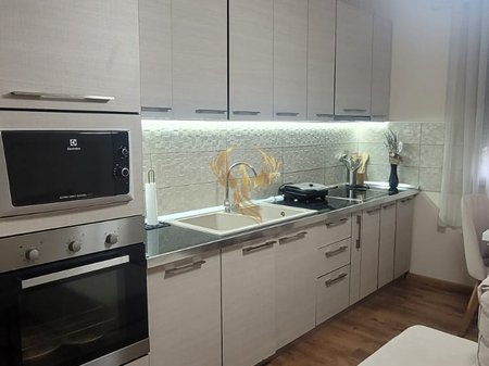 Jepet me qera apartament 2+1 te Oxhaku