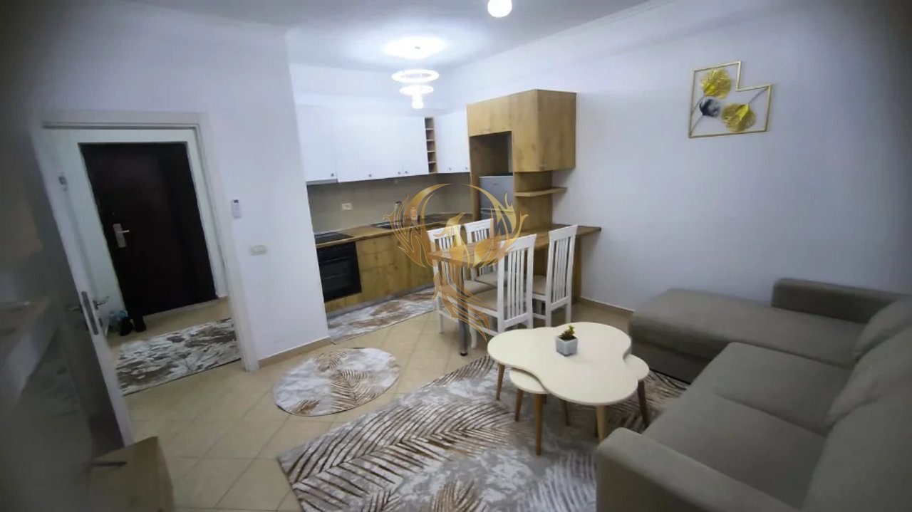 Jepet me qera Apartament  1+1 ne Astir