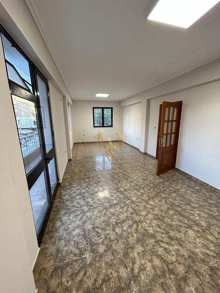 Apartment or Space for Rent for Call Centre 3+1+Annex+Balcony in the area of Ish-ATSH