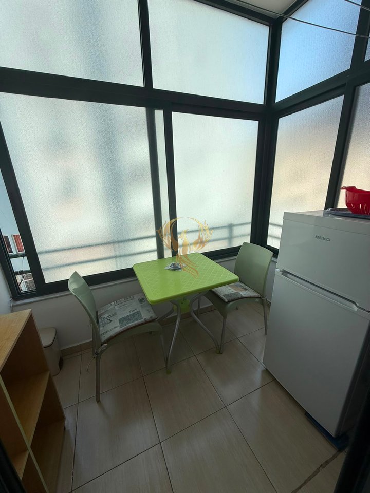Jepet me qira Apartament 1+1 tek Bulevardi Zogu 1