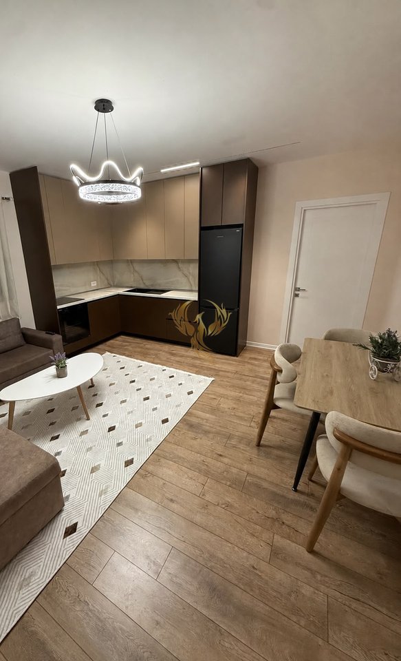 Jepet me qera Hyrje Luksoze  1+1 ne Farke