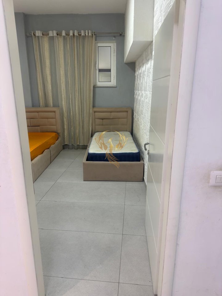 Jepet me qera apartament 3+1+2 te Fresku