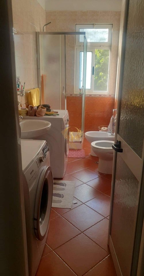 Jepet me qera apartament 2+1 te Oxhaku