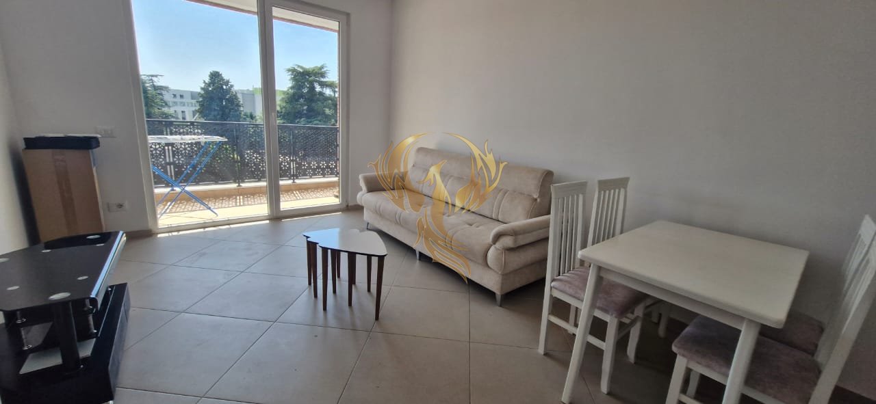 Affittasi appartamento 1+1 in Via Dibres